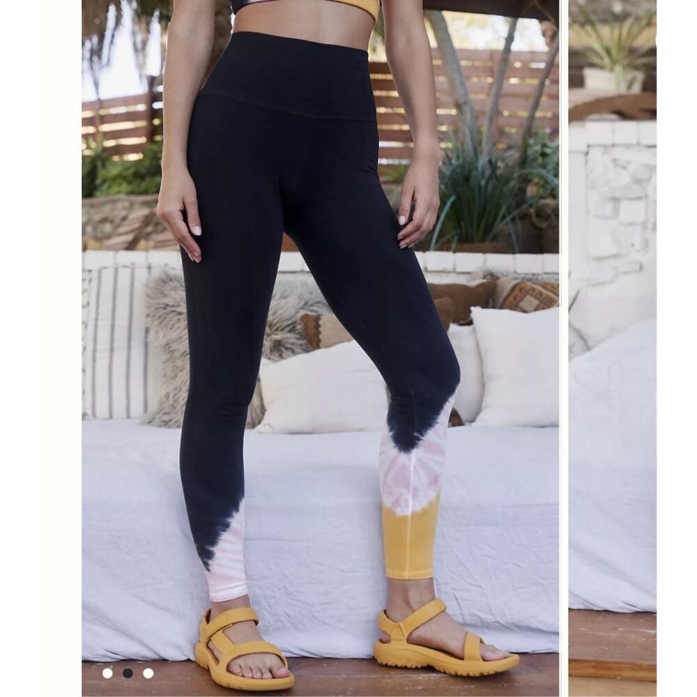 Electric & Rose Sunset Tie-Dye Leggings medium - Picture 2 of 9